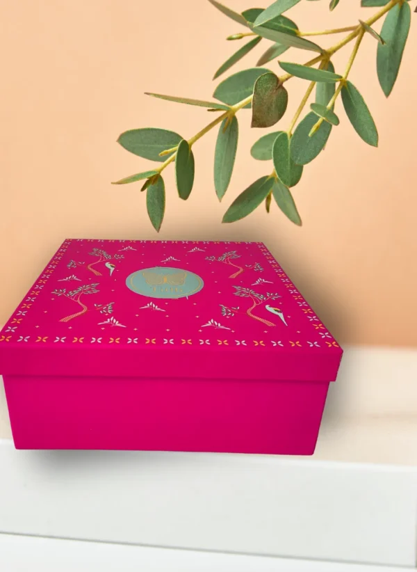 Titlli’s Blush Flutter Box