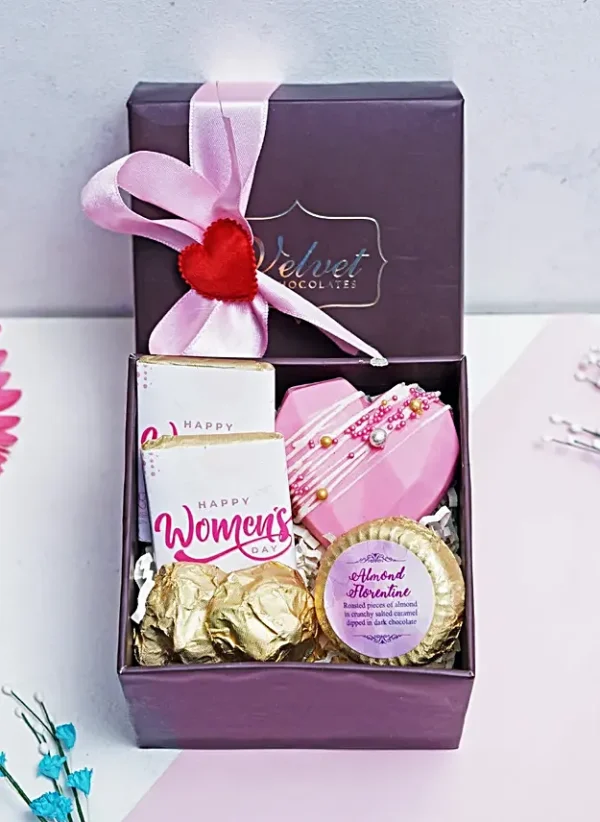 Blush & Bloom Gift Set - Image 3